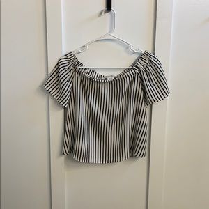 Off the shoulder cropped blouse